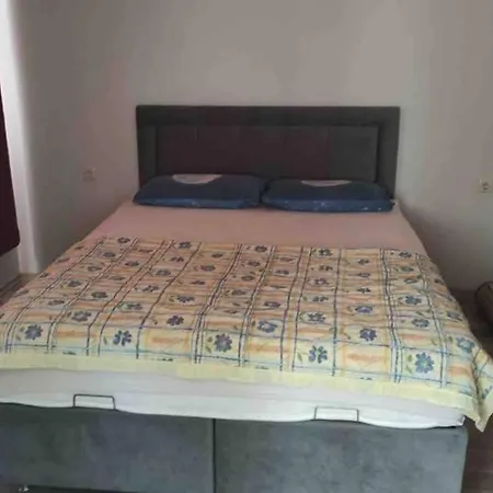 Bueyuek Arazili Villa Dalaman